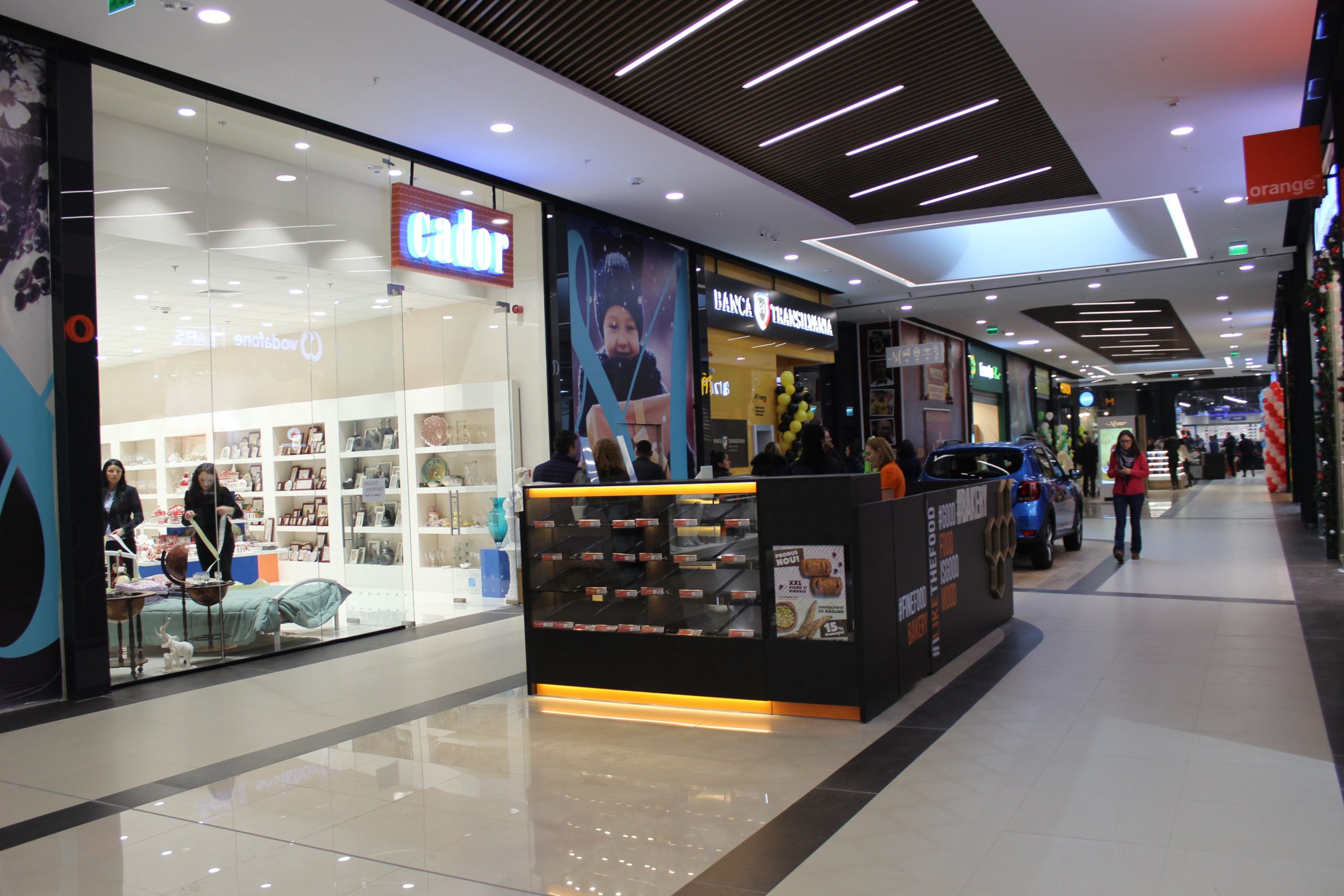  Când se redeschid mall-urile? Raed Arafat: Nu cred că în 1 iunie, greu de spus