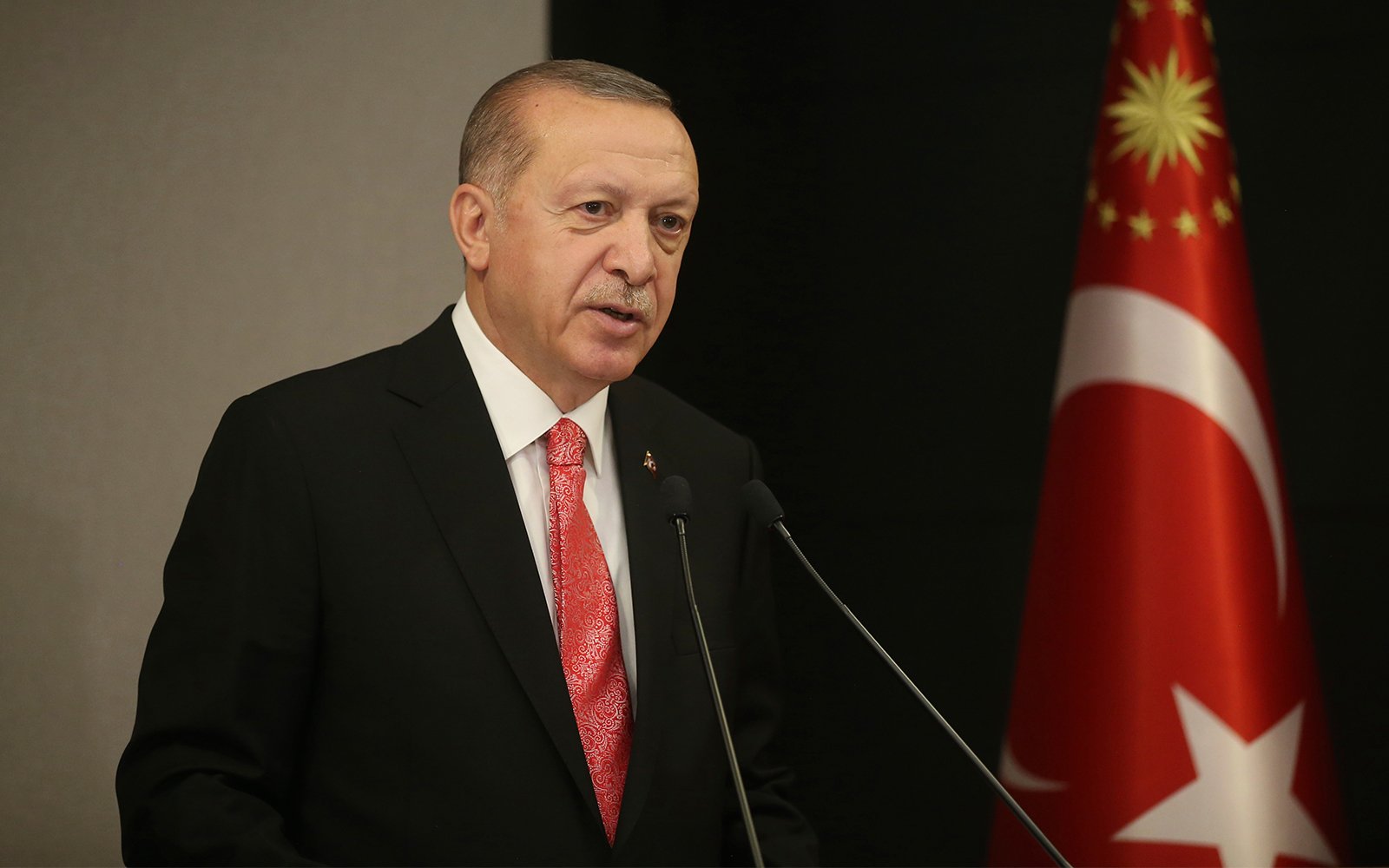  Erdogan anunţă relaxarea substanţială, de luni, a restricţiilor din Turcia