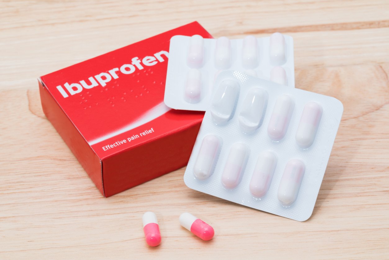  Ibuprofenul, testat ca tratament pentru coronavirus. Efectul pe care l-ar avea asupra pacienților cu simptome severe