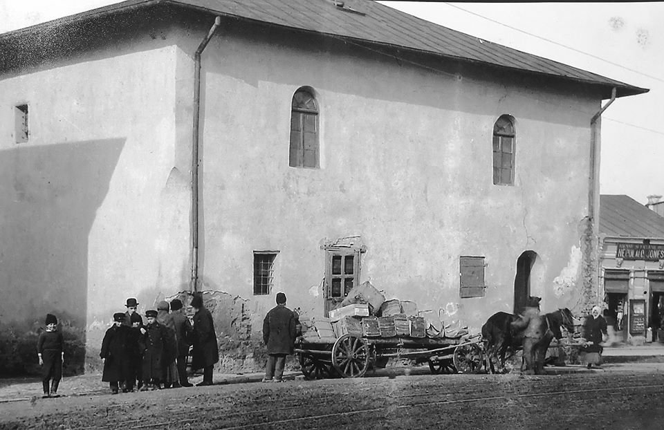  FOTO: Cum arăta Casa Dosoftei în 1900 și cum arată acum, după 120 de ani