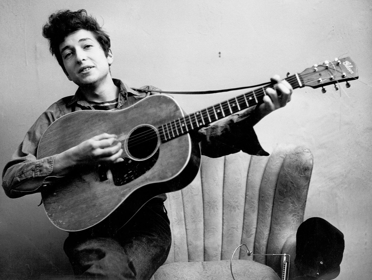  Bob Dylan şi-a lansat primul album original după opt ani