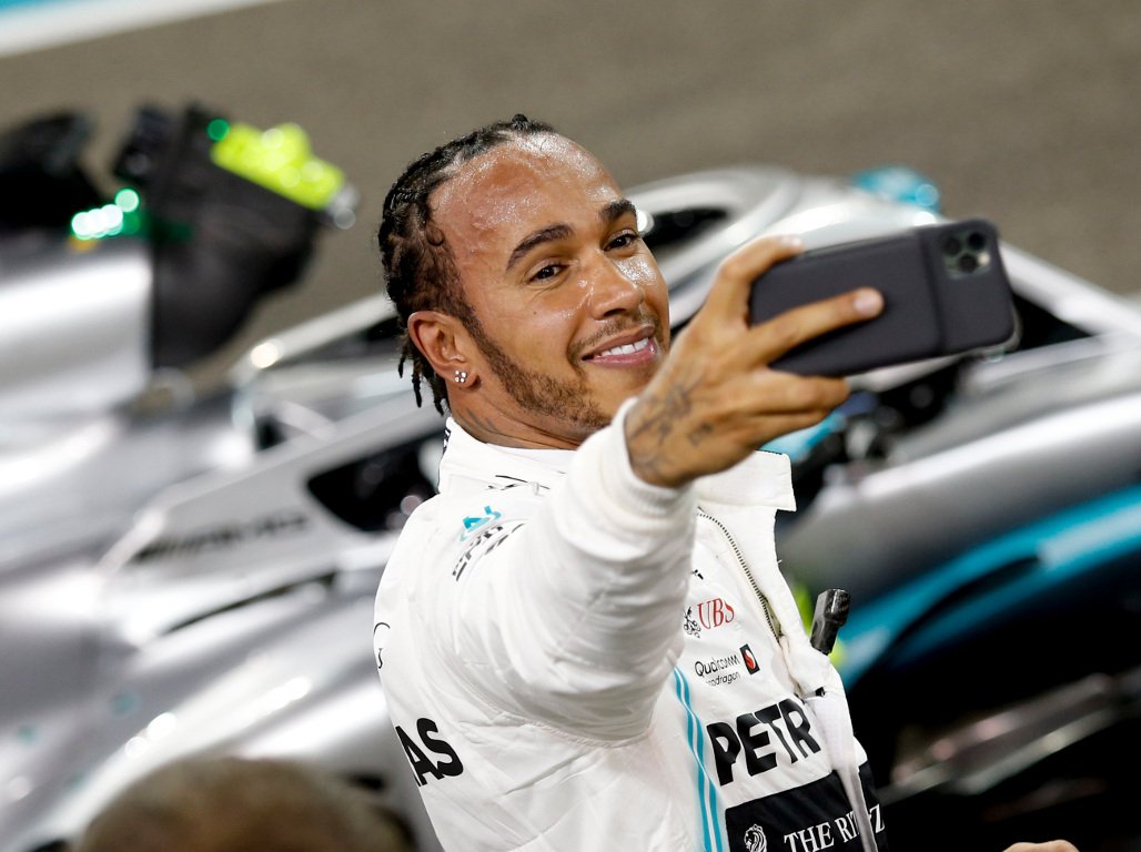  Lewis Hamilton a câştigat a doua etapă a sezonului de F1