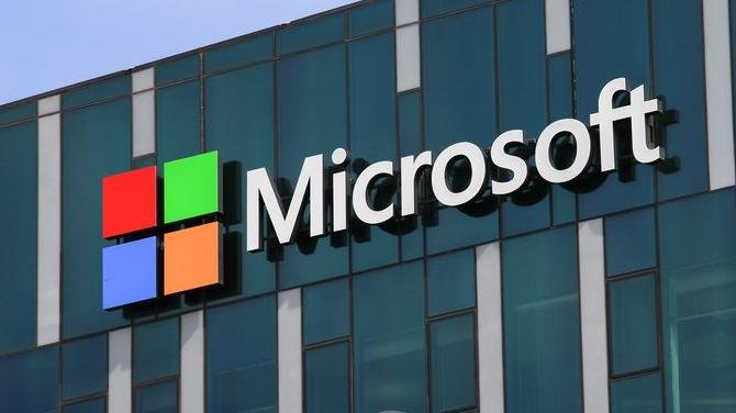  Microsoft reia negocierile pentru achiziţia TikTok