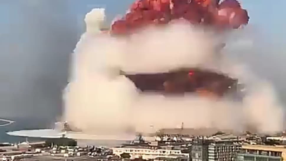  VIDEO: Explozie ca o ciupercă atomică în Beirut. Sunt cel puțin 27 morți și mii de răniți