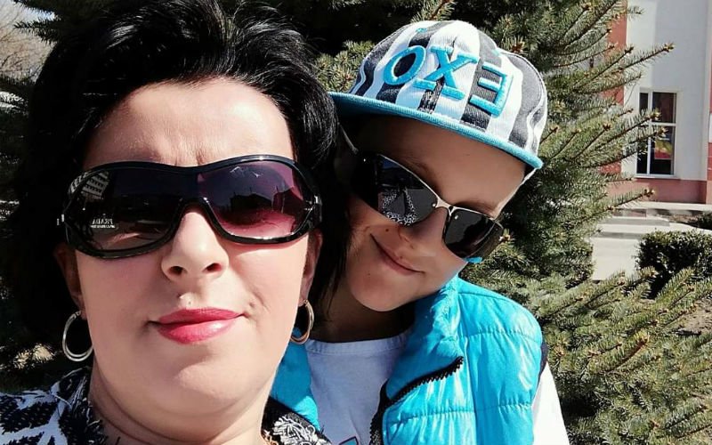  Selfie mortal la înălțime: un copil de 12 ani şi-a pierdut viaţa electrocutat din cauza unei poze