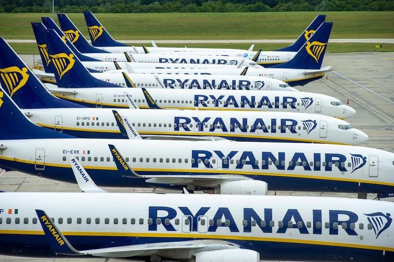  Italia amenință Ryanair cu suspendarea zborurilor din cauza nerespectării regulilor sanitare