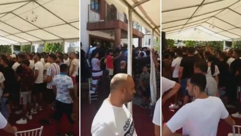  VIDEO: Zeci de persoane la priveghiul interlopului Emi Pian fără să respecte normele sanitare