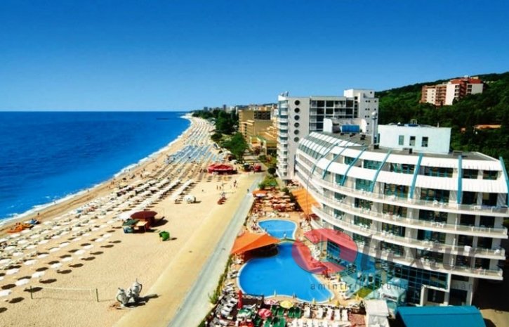  Bulgaria a început să închidă hotelurile de la malul mării. Virusul a gonit turiștii