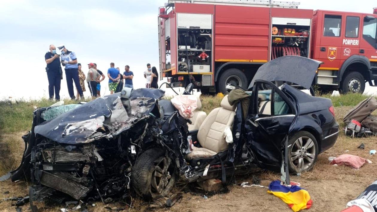  Un politician din Suceava şi fetiţia lui de 10 ani, morţi într-un groaznic accident rutier