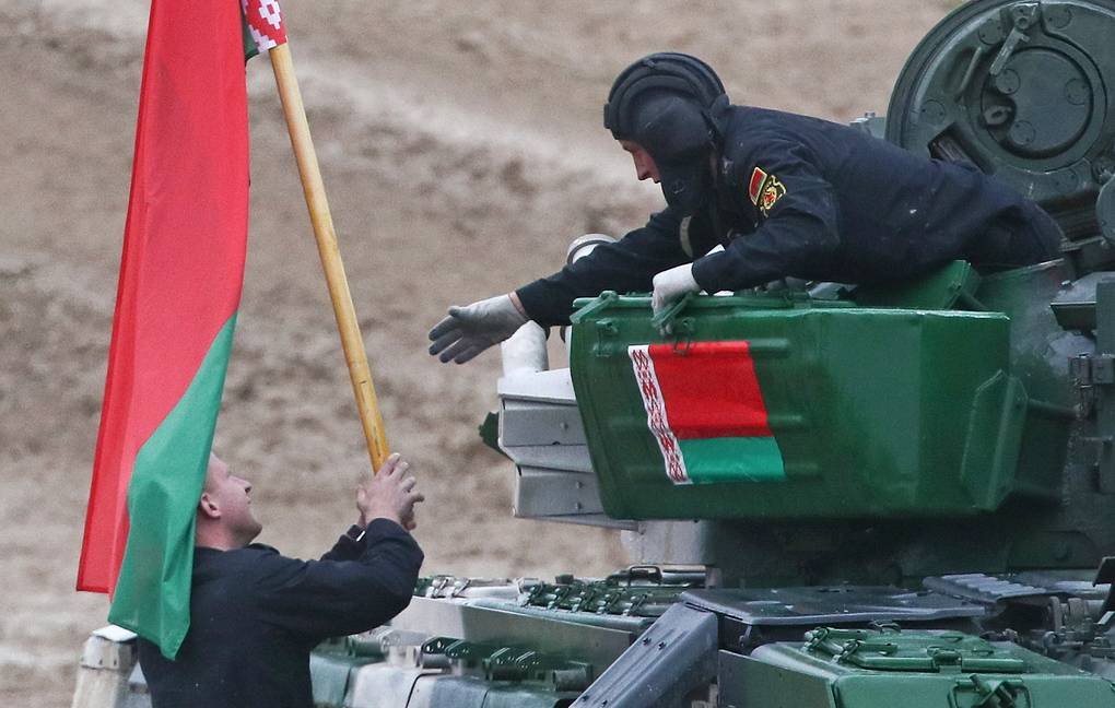  NATO respinge acuzaţiile lui Lukaşenko că ar masa forţe la frontierele Belarusului