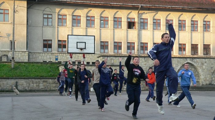  Ministrul Sporturilor: Elevii vor face o oră în plus de educaţie fizică