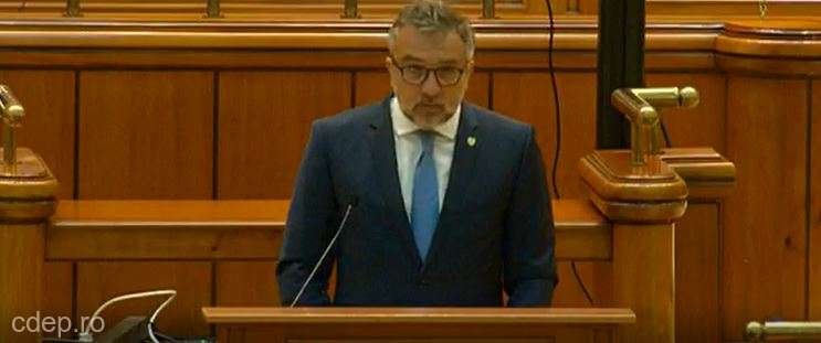  Moţiunea de cenzură a PSD, citită în Parlament în prezenţa premierului Ludovic Orban