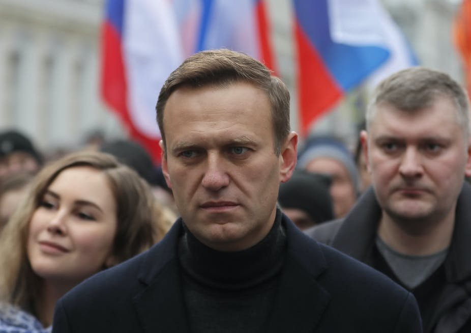  Cum a negociat Merkel cu Putin transferul lui Navalnîi. Rolul președintelui Finlandei