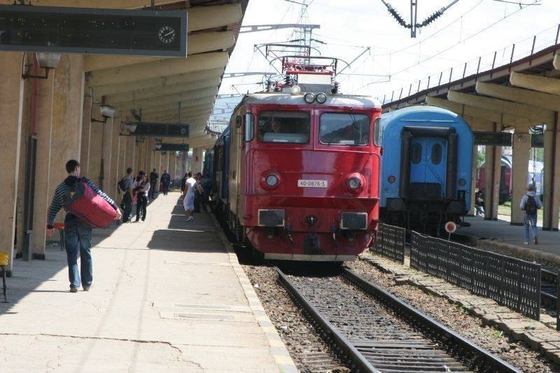  Se repun în circulație trenurile care leagă Iași de Ungheni, Ciurea și Bacău