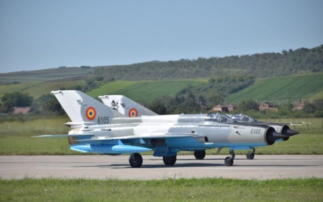  Șase avioane de luptă româneşti, alături de bombardierele americane la exerciţiul Allied Sky 2020