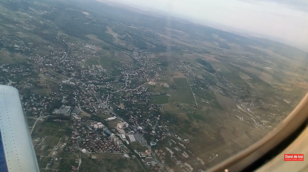  VIDEO: Cum se vede Iașul imediat după decolare. Imagine dintr-un avion Blue Air