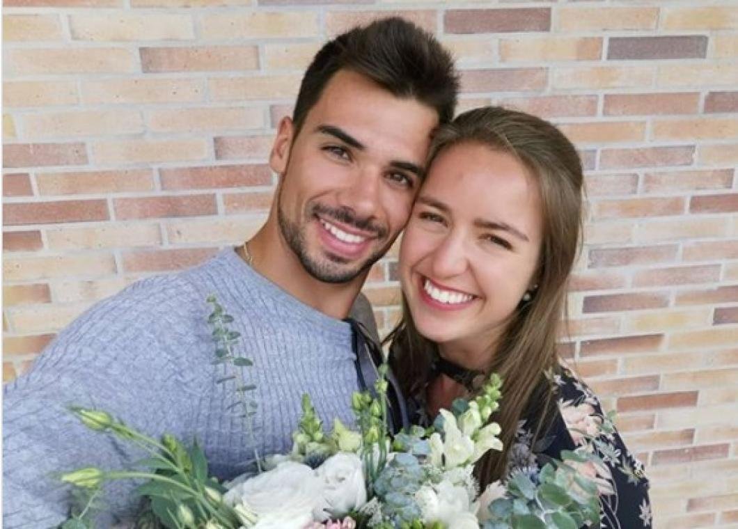  FOTO: Un pilot MotoGP se căsătorește cu sora lui după o relație secretă de 11 ani