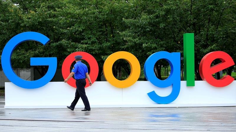  Ce salarii au angajaţii Google: Cât câştigă IT-iştii sau managerii de marketing ai companiei