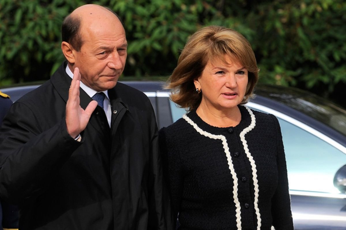  Ce averea a strâns Traian Băsescu. Soţia, Maria, are o pensie de doar  700 de lei