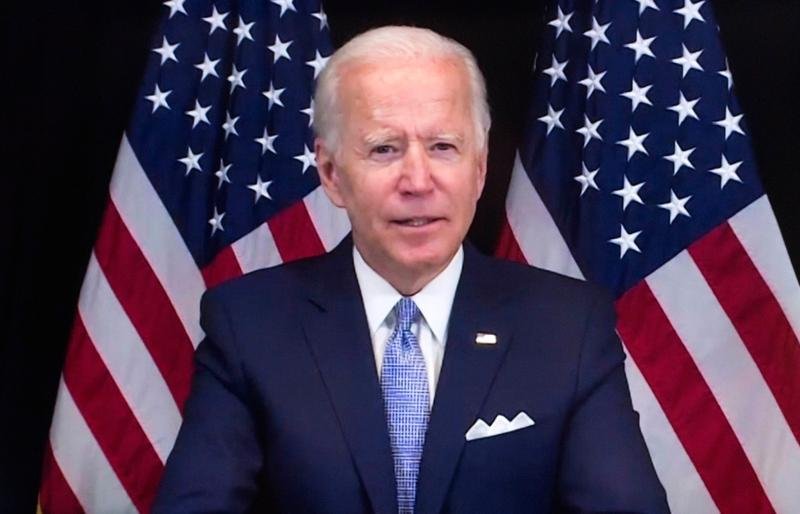  Joe Biden îl devansează pe Donald Trump în şase state indecise