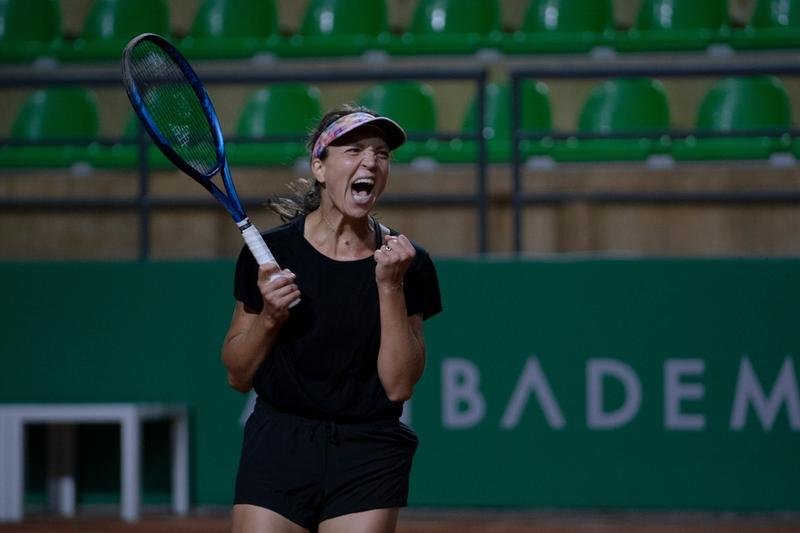  Patricia Țig, campioană la Istanbul / Românca a fructificat a opta minge de meci cu Eugenie Bouchard
