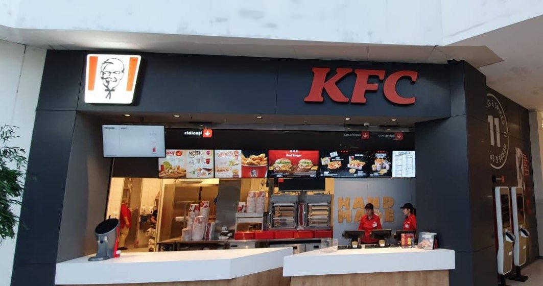  KFC caută să angajeze 400 de oameni în România. Venituri brute de până la 3.400 lei