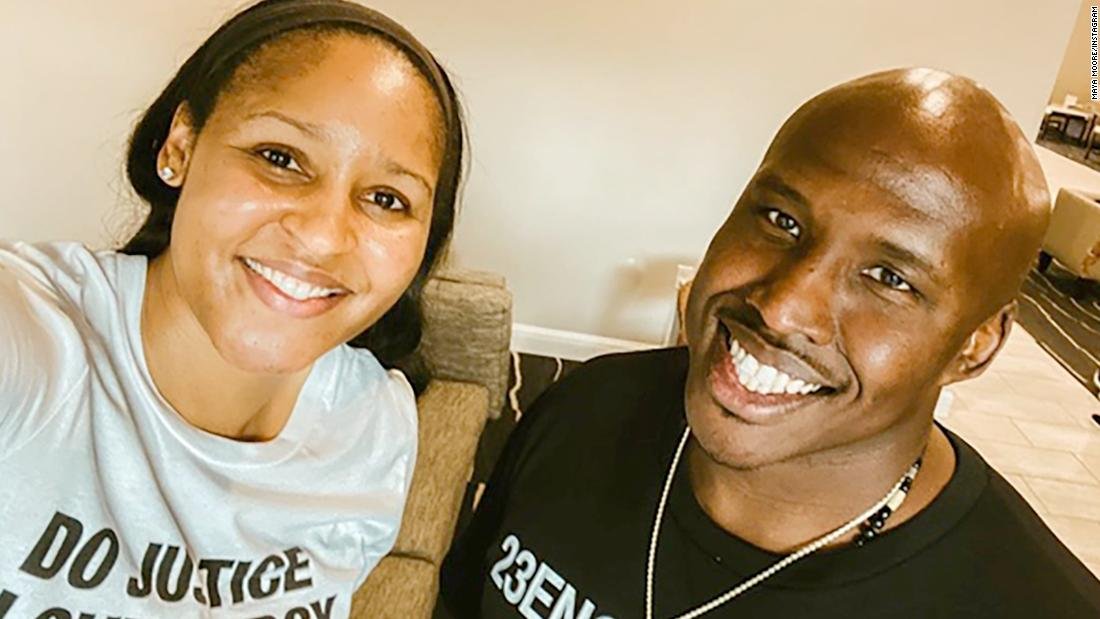  Maya Moore, dublă campioană olimpică la baschet, s-a căsătorit cu un bărbat ca să fie eliberat din închisoare