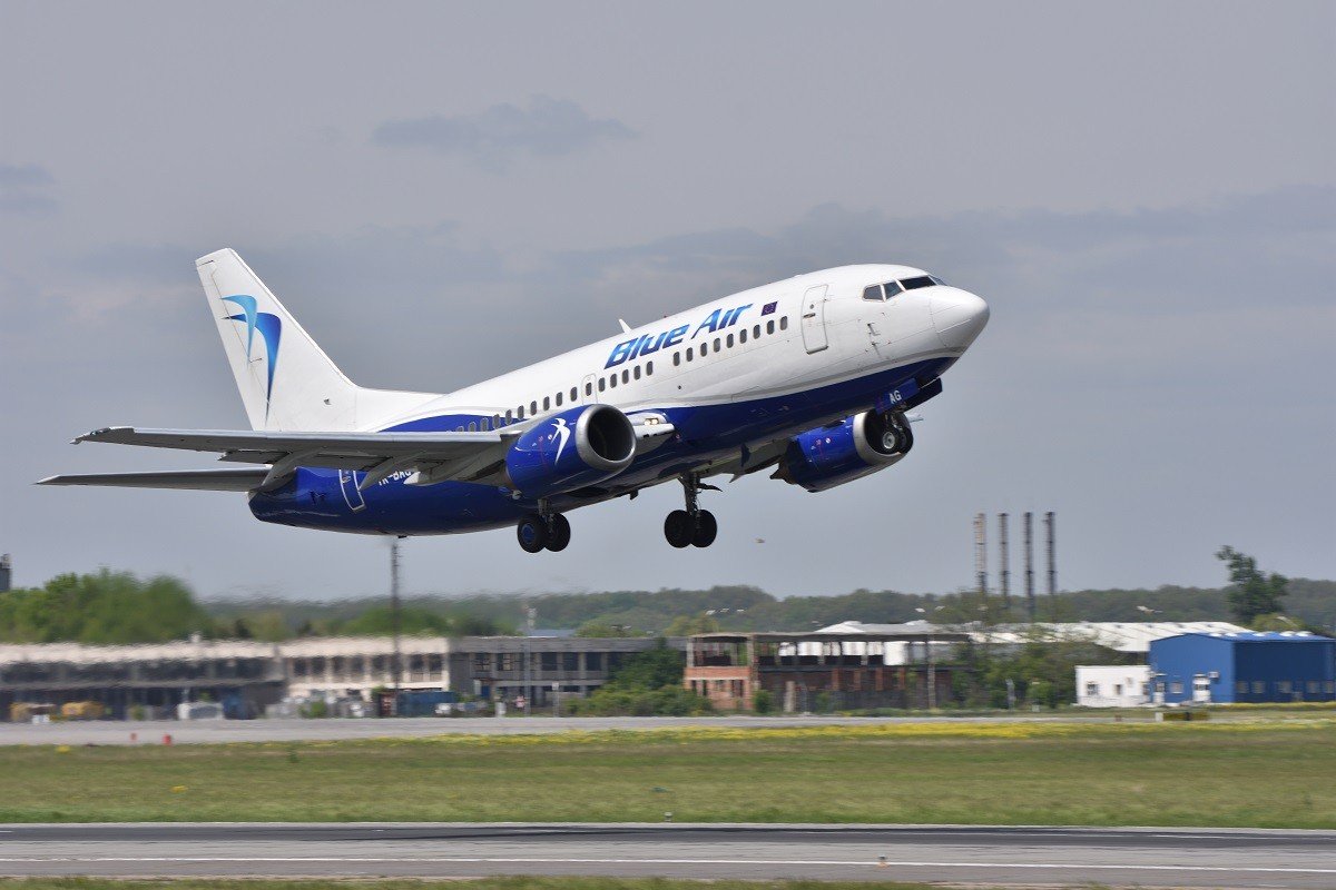  Blue Air introduce 49 de zboruri noi săptămânal către șapte destinaţii