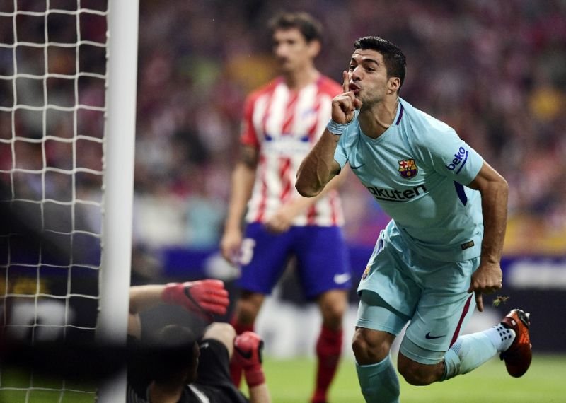  Surpriză: Luis Suarez s-a despărţit de Barcelona şi s-a înţeles cu Atletico Madrid