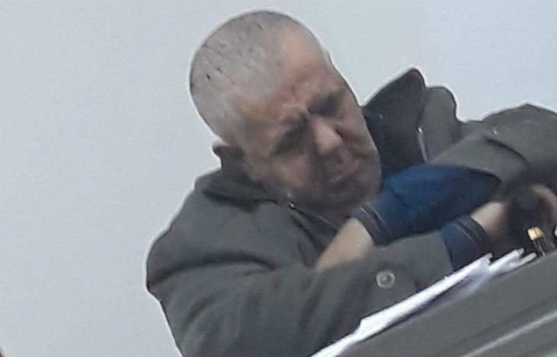  FOTO: Directorul Școlii Profesionale Tătăruși, prins de elevi dormind la catedră
