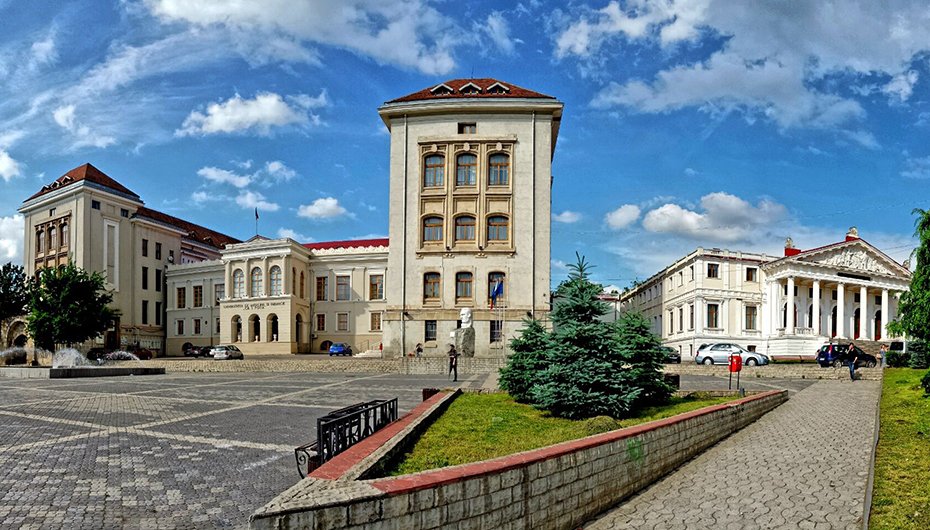  „Bobocii“ au vizitat virtual Universitatea de Medicină şi Farmacie din Iași