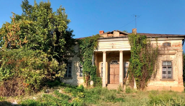 Cum arată casa de 1 milion de euro scoasă la vânzare în Iași