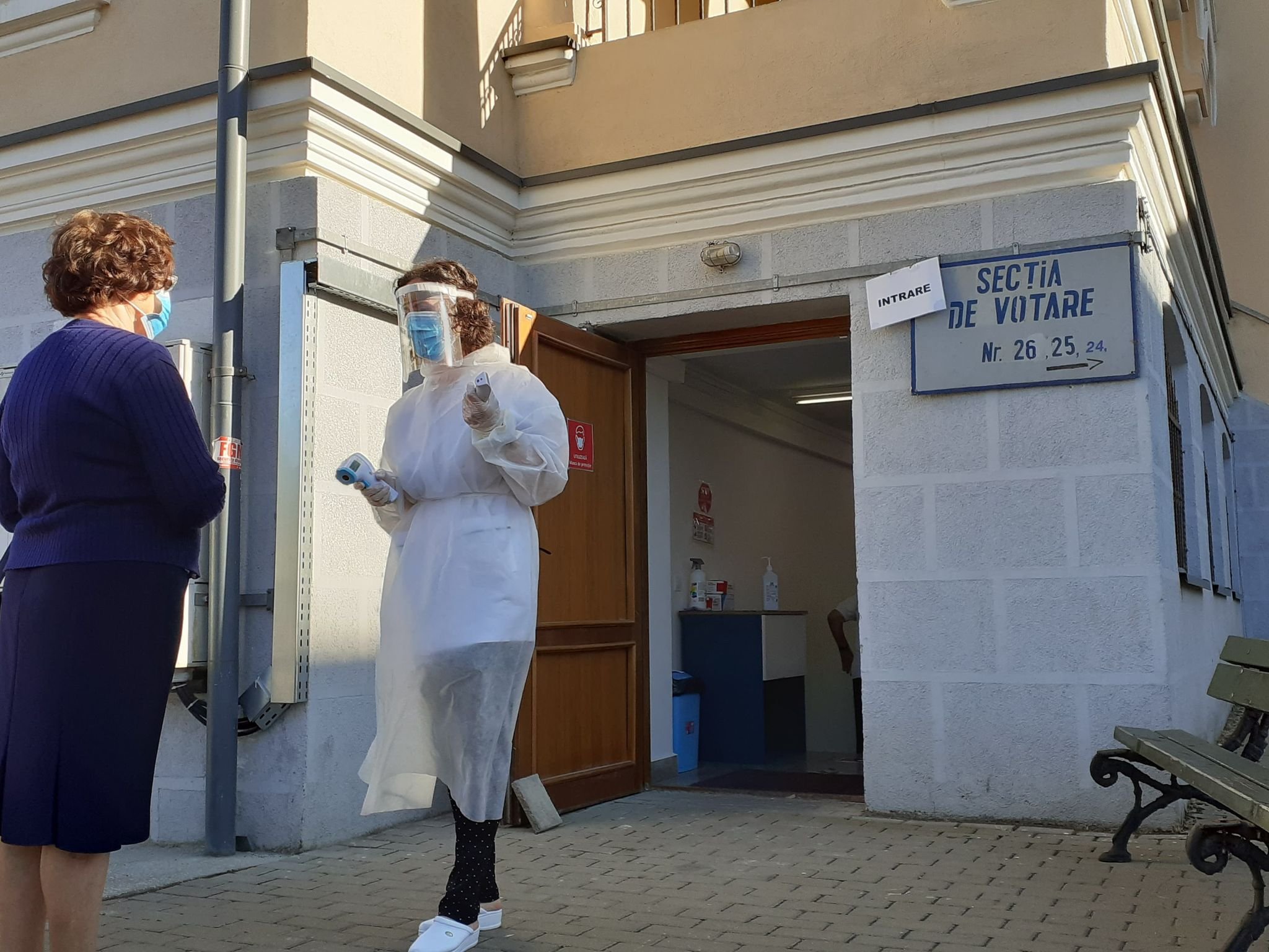  LIVE TEXT: Prezența la vot în municipiul Iași, destul de scăzută. S-au închis urnele