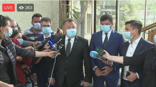  (LIVE-VIDEO) Ce spune ministrul Tătaru la Iaşi despre pelerinaj şi spitalul mobil de la Leţcani