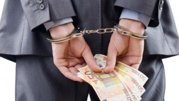  Un viceprimar şi alţi funcţionari de la Ciurea, judecaţi pentru fraude cu fonduri europene