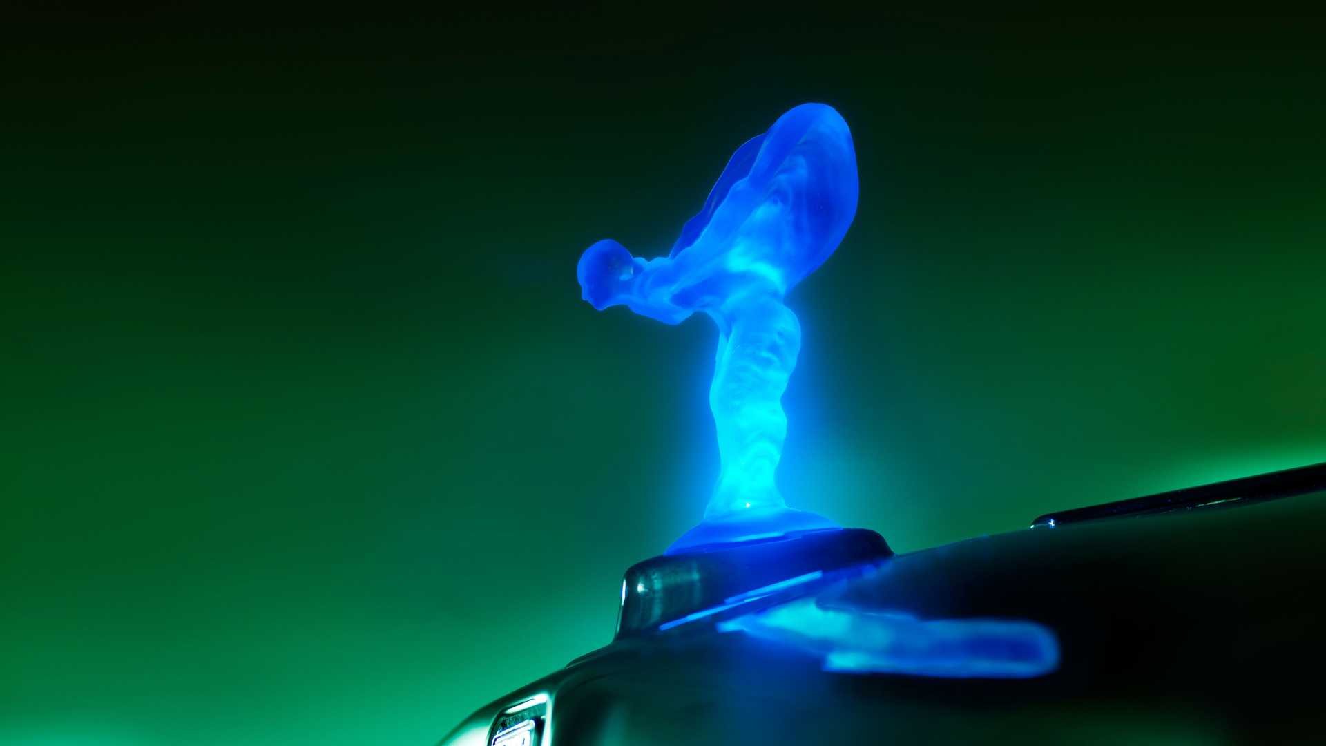  UE a interzis logo-ul Spirit of Ecstasy iluminat pentru Rolls-Royce