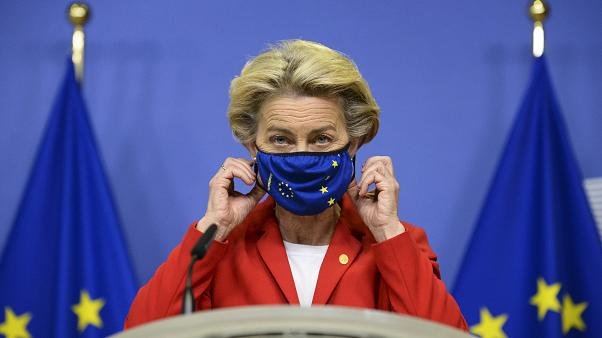  Ursula von der Leyen părăseşte summitul UE pentru a intra în carantină