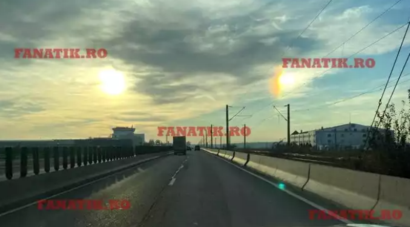 VIDEO: Doi sori au apărut pe cerul Bucureștiului, joi dimineață. Despre ce fenomen este vorba