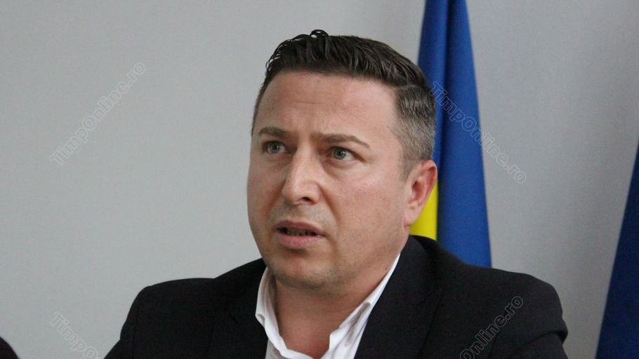  Primarul din Sângeorz Băi, care s-a filmat în timp ce îşi umilea fiica, validat pentru un nou mandat