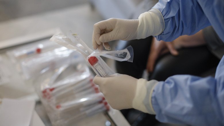  O firmă din Bucium cu 70 de angajaţi are 23 de salariaţi pozitivi cu noul coronavirus