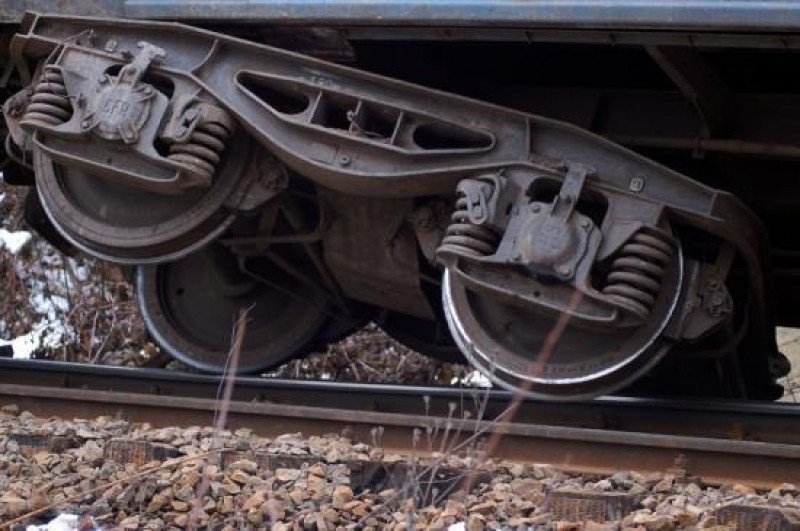  Accident feroviar în Drobeta Turnu Severin: Patru vagoane ale unui tren au deraiat