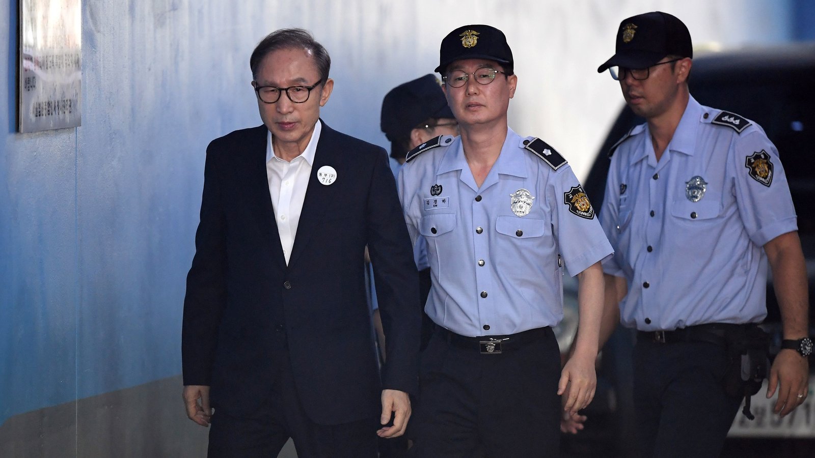  Pedeapsă pentru corupţie în Coreea de Sud: Fostul preşedinte, condamnat la 17 ani de închisoare