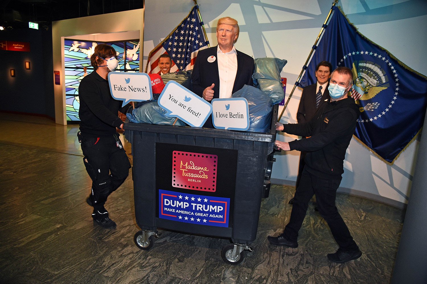  Madame Tussauds din Berlin a aruncat la gunoi figura din ceară a lui Donald Trump