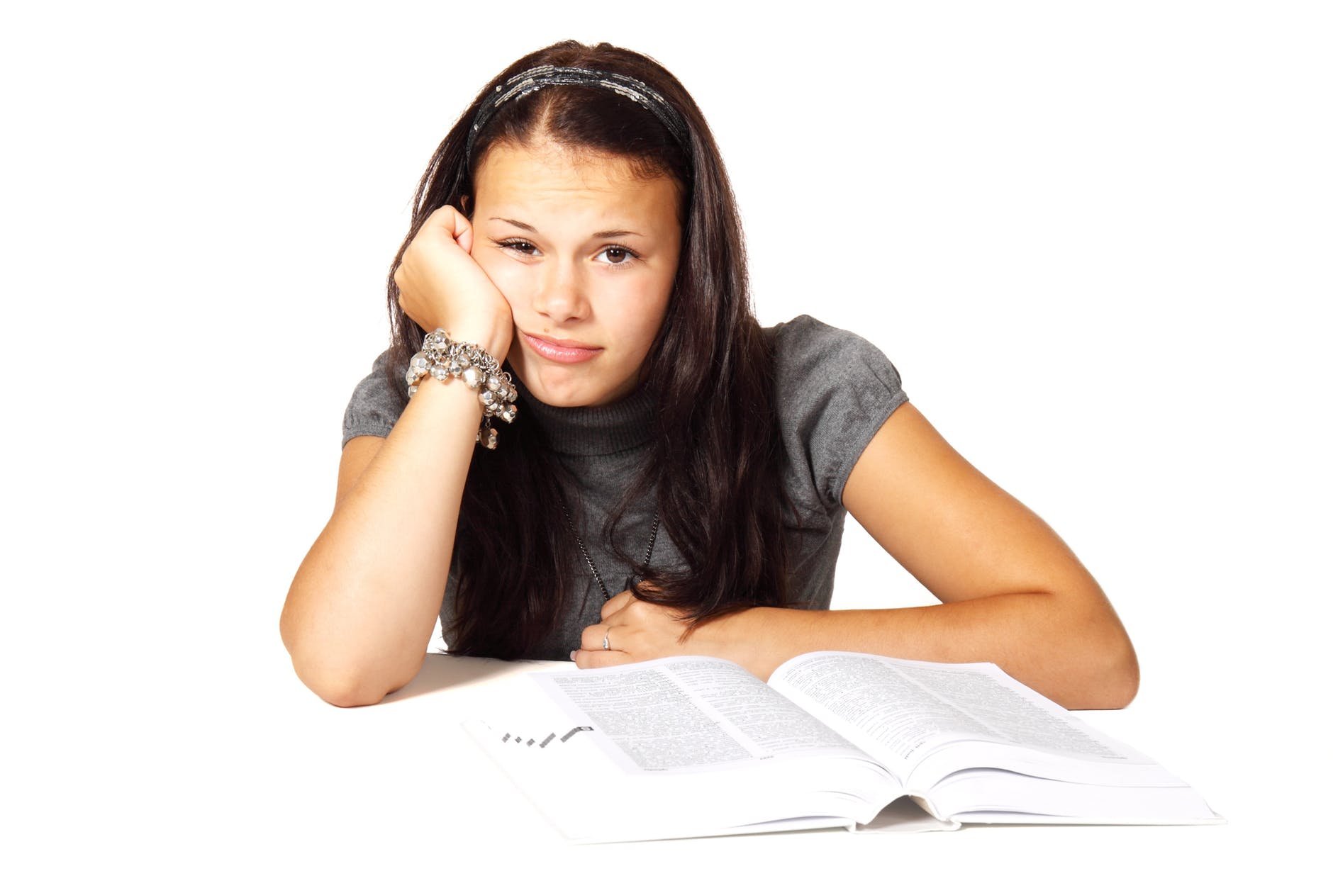  Training pentru studenţi: cum să-ţi scrii mai eficient licenţa