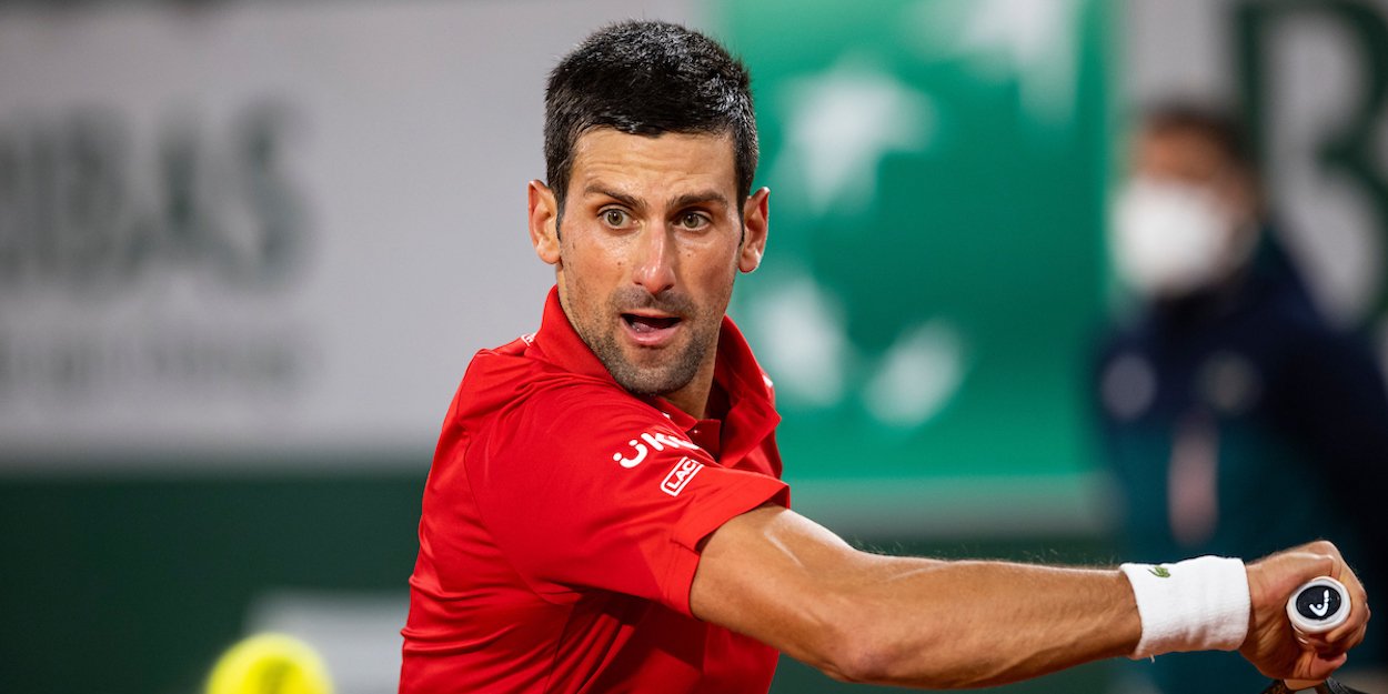  Novak Djkokovici s-a calificat în semifinale la Turneul Campionilor