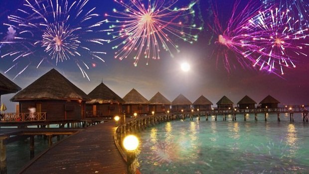 Unii români își vor petrece Revelionul în Maldive, Zanzibar, Dubai, Egipt sau Turcia