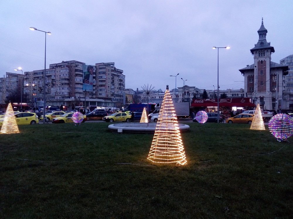  FOTO: Zona Gării din Iași, decorată în preajma sărbătorilor de iarnă
