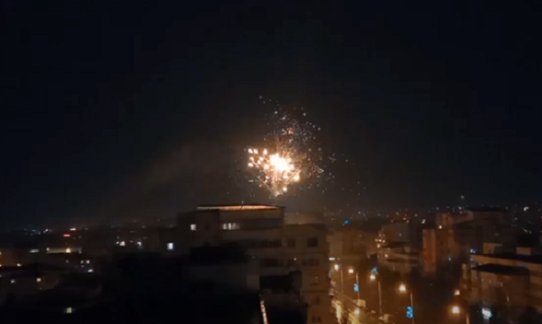  VIDEO: LA MULȚI ANI! Artificii frumoase pe cerul din Iași în noaptea de Revelion