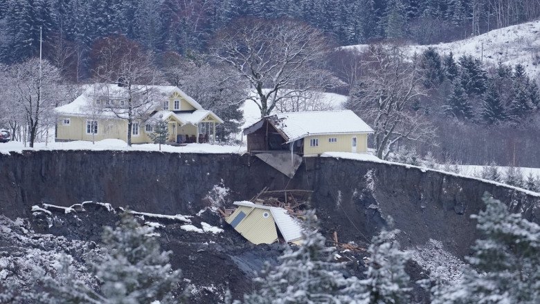  Alunecare de teren în Norvegia: Hău uriaş căscat în pământ, persoane încă dispărute