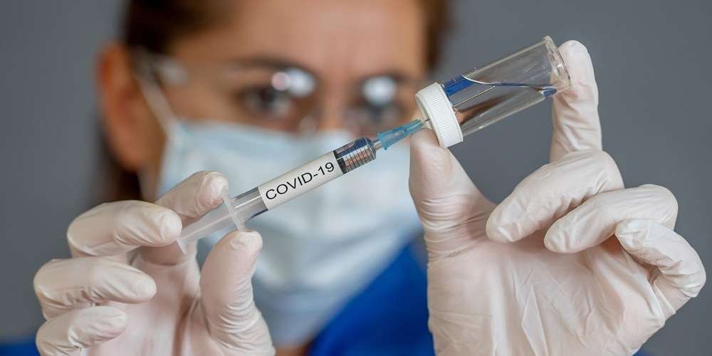  Românii pot alege singuri cu ce vaccin împotriva COVID să se vaccineze – Pfizer sau Moderna?
